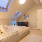 Oa Cozy Roofapartment With Sauna Daire Tartu